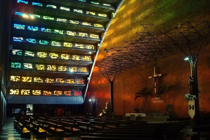 Emblemática Iglesia El Rosario